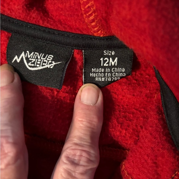 Minus zero pull-up hoodie - Picture 3 of 3